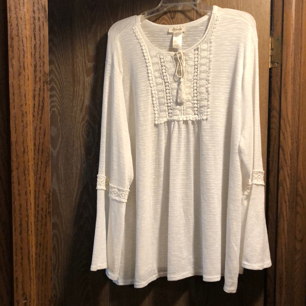 Woman top